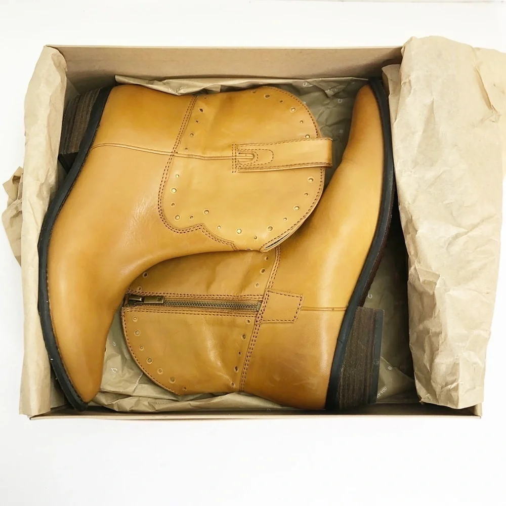 Lucky brand mustard Lucky Vachetta leather western ankle boots
